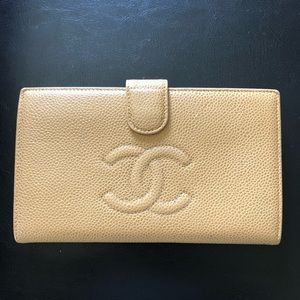 Chanel Caviar Wallet